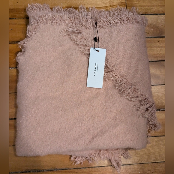 Vero Moda misty rose scarf - Picture 4 of 4